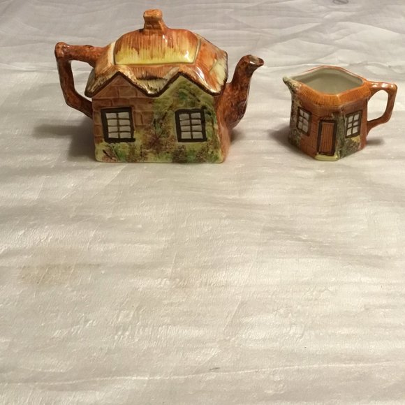 Vintage Price Kensington Ye Olde Cottage Ware Teapot & Creamer Set - Picture 2 of 12